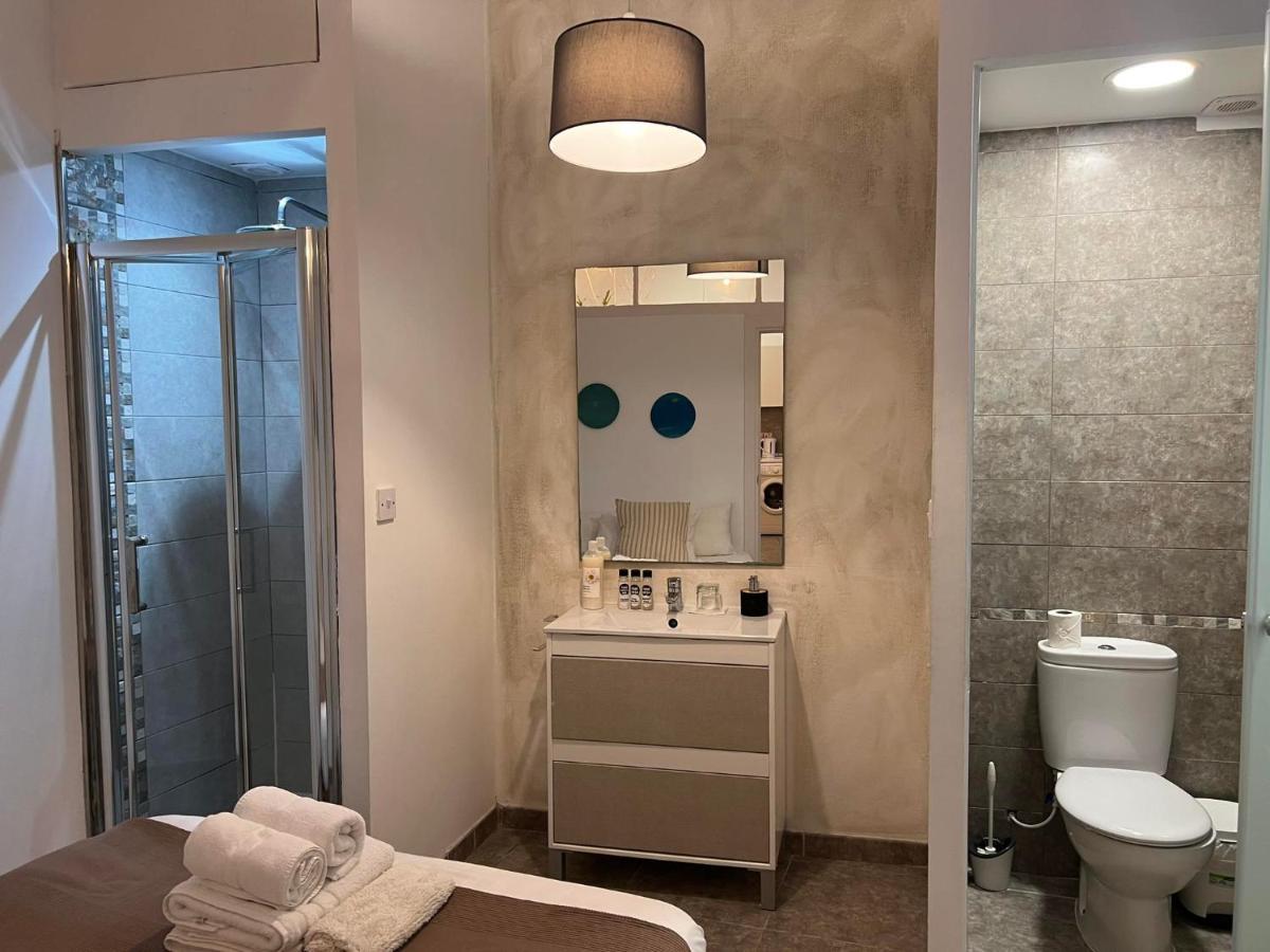 Quirky 1Br Just Off Main Street Prime Location Apartment Gibraltar Exterior foto